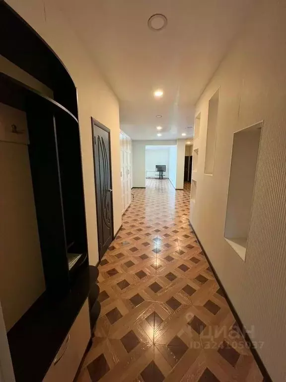 3-к кв. Новосибирская область, Новосибирск ул. Чаплыгина, 93 (140.0 м) - Фото 2