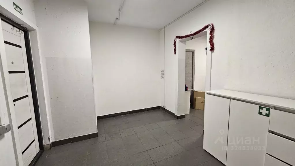 Помещение свободного назначения в Москва ул. Маршала Савицкого, 18к2 ... - Фото 1