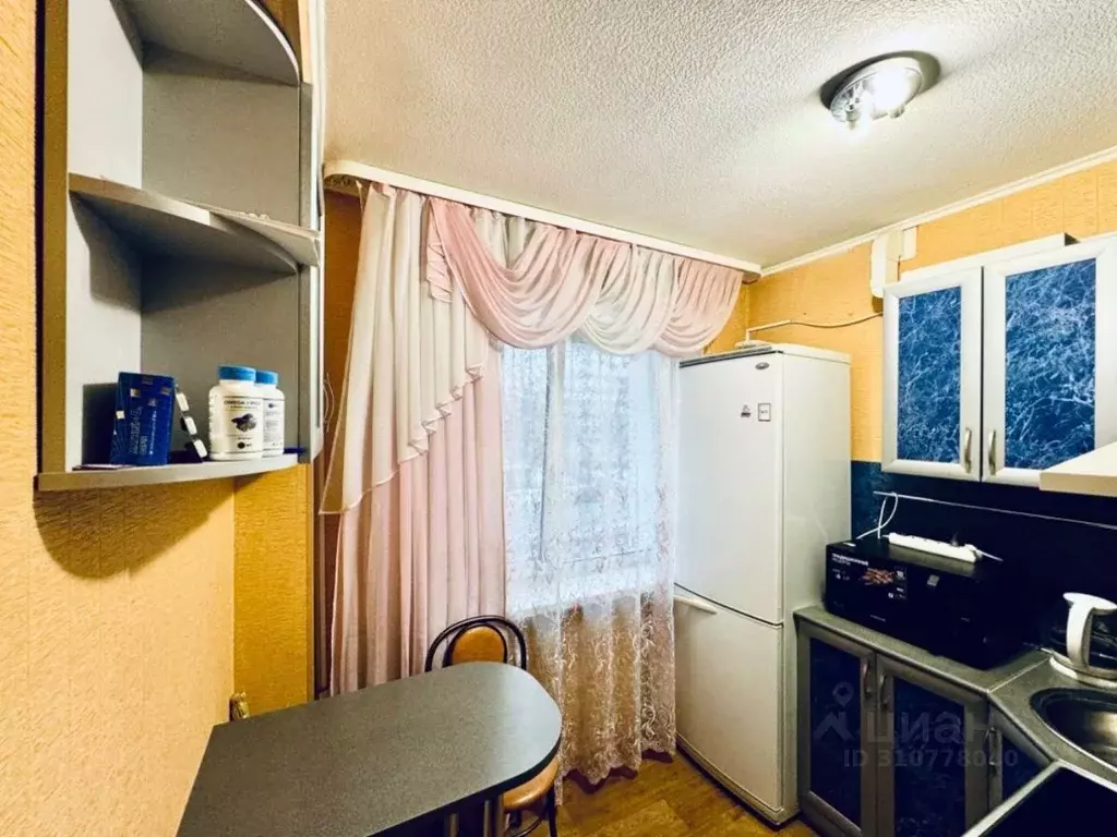 2-к кв. Ханты-Мансийский АО, Нижневартовск ул. Маршала Жукова, 4 (43.6 ... - Фото 2