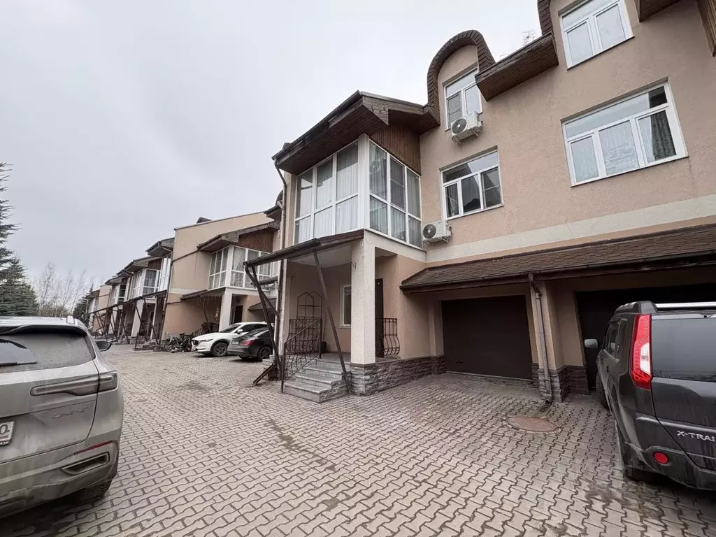 Таунхаус в Московская область, Щелково городской округ, пос. ... - Фото 1