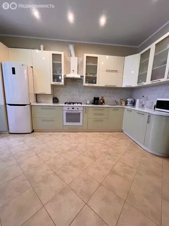 2-комнатная квартира: Таганрог, Кленовая улица, 27 (79.3 м) - Фото 1