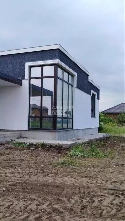 Дом в Курская область, Курский район, Моковский сельсовет, д. 1-я ... - Фото 0