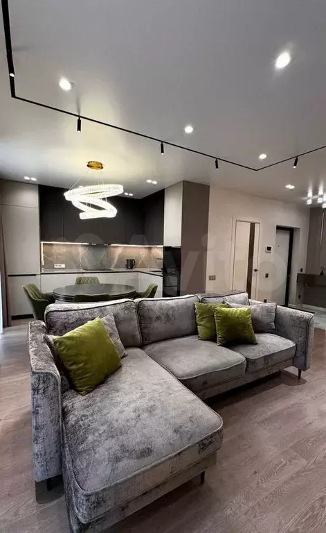 2-к. квартира, 60 м, 3/10 эт. - Фото 0