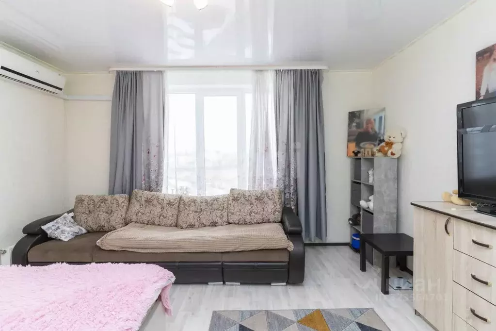 1-к кв. Тюменская область, Тюмень ул. Федюнинского, 30 (44.4 м) - Фото 1