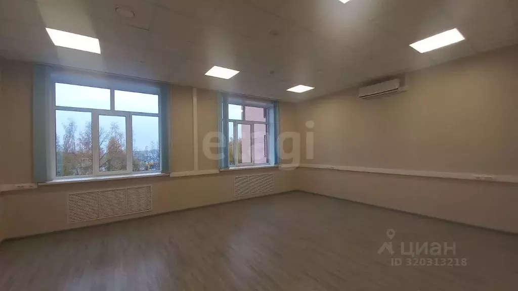 Офис в Калужская область, Калуга ш. Грабцевское, 73 (740 м) - Фото 2