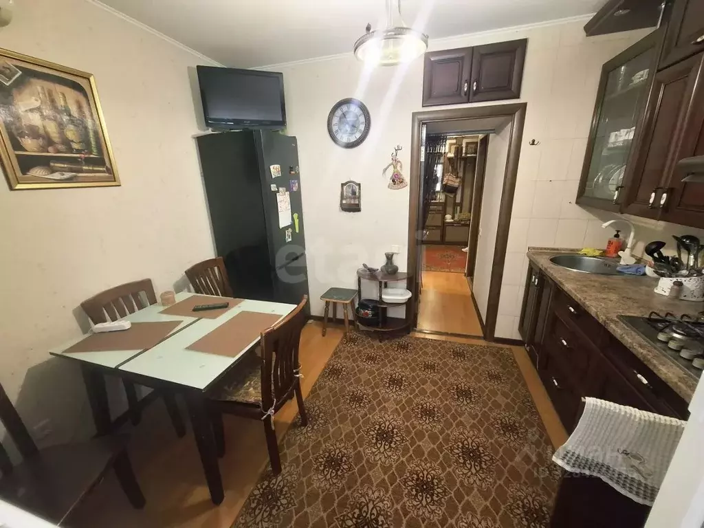 3-к кв. Крым, Сакский район, Новофедоровка пгт ул. Севастопольская ... - Фото 1