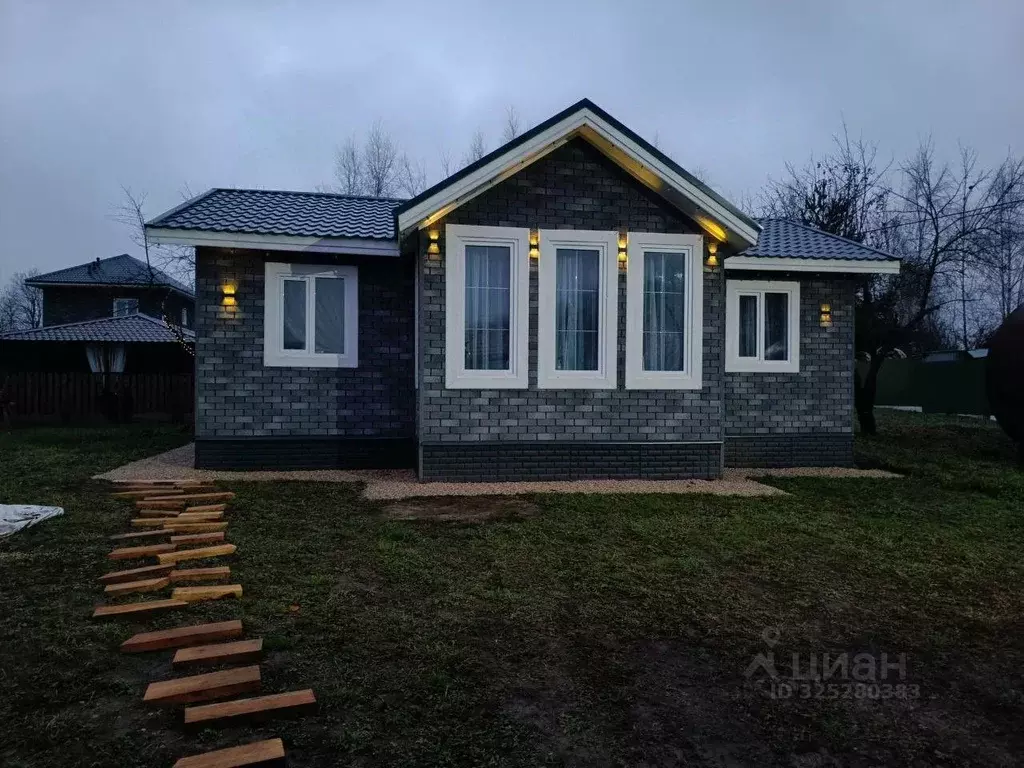 Коттедж в Тульская область, Тула городской округ, д. Харино, Дорожник ... - Фото 1