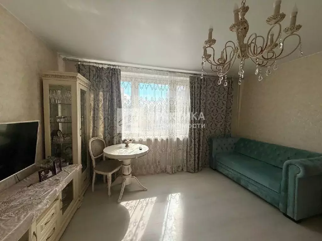 Продается 1-комнатная квартира - Фото 1