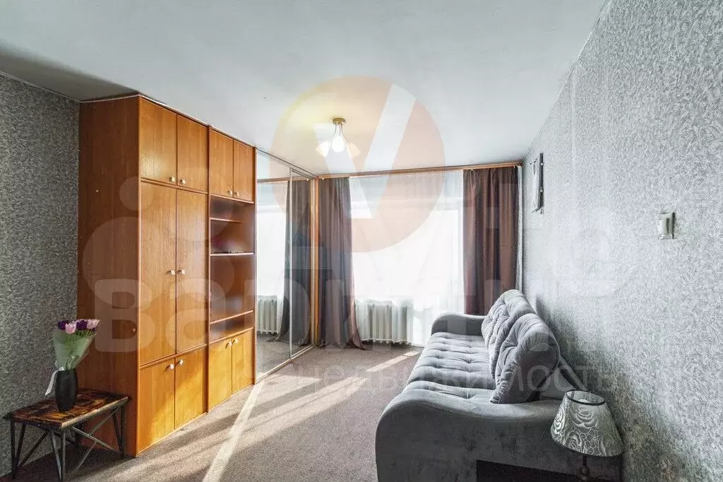 1-к. квартира, 37 м, 1/10 эт. - Фото 1