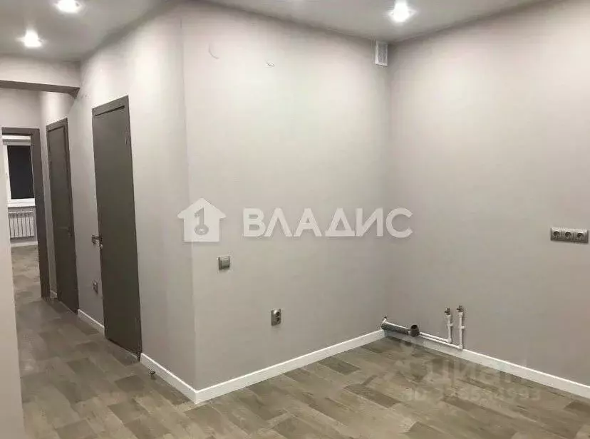 2-к кв. Бурятия, Улан-Удэ 142-й мкр, 5А (57.2 м) - Фото 1