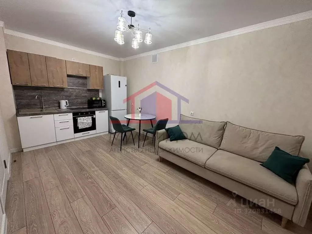 1-к кв. Белгородская область, Старый Оскол Космос мкр, 11А (40.0 м) - Фото 2