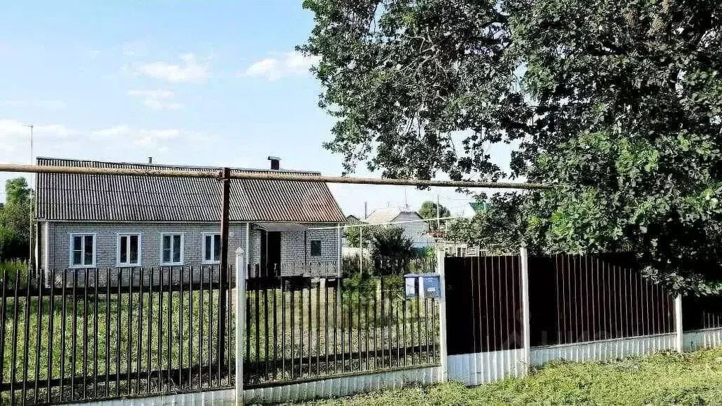 Дом в Липецкая область, с. Доброе ул. Свободы, 28 (67 м) - Фото 0