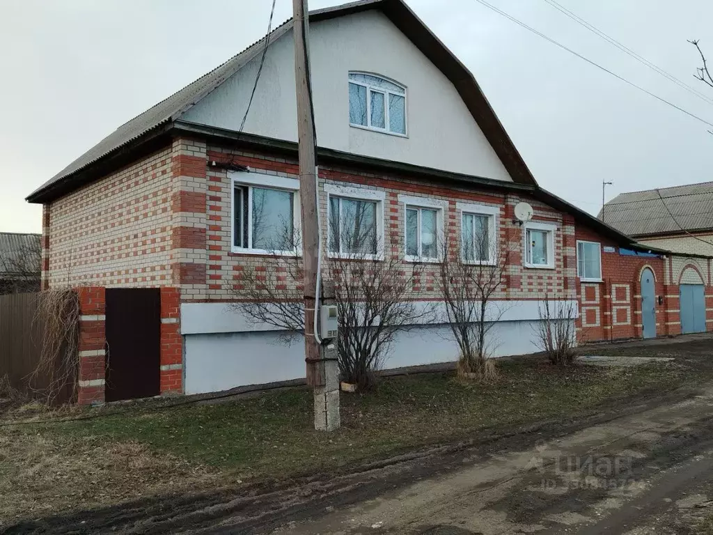 Дом в Саратовская область, Балашов Дорожная ул., 10 (139 м) - Фото 1