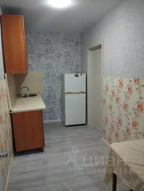 2-к кв. Омская область, Омск Привокзальный мкр, ул. Карбышева, 23А ... - Фото 1