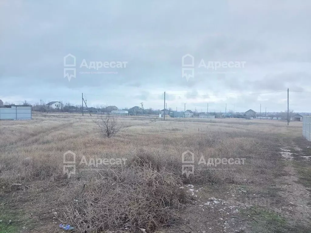 Участок в Волгоградская область, Городище рп, Дубок СНТ ул. Громова ... - Фото 0