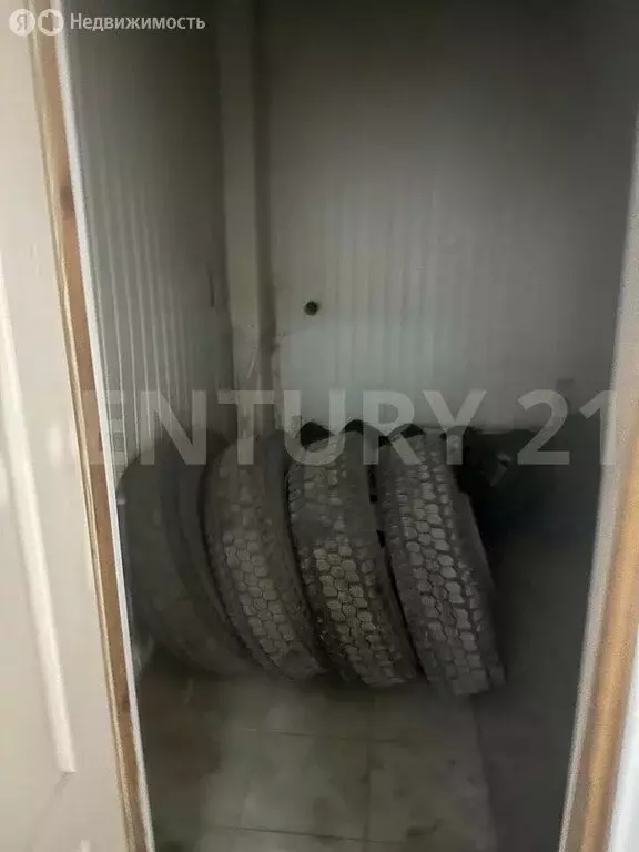 Торговая площадь (321 м) - Фото 2