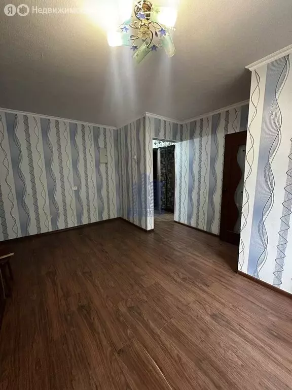 2-комнатная квартира: Новочебоксарск, улица Винокурова, 13 (44 м) - Фото 1