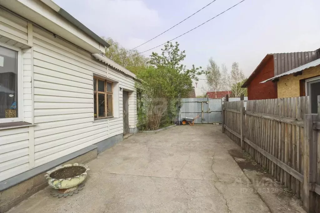 Дом в Омская область, Омск ул. 4-я Любинская, 9 (60 м) - Фото 0