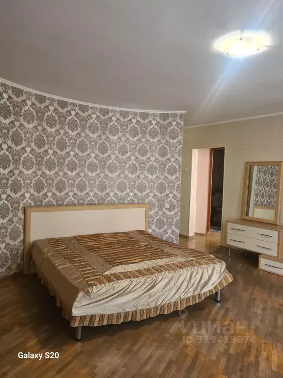 2-к кв. Краснодарский край, Краснодар Юбилейный мкр, просп. Чекистов, ... - Фото 0