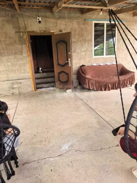 Дом в Ставропольский край, Андроповский муниципальный округ, с. Янкуль ... - Фото 2