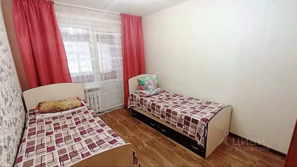 2-к кв. Татарстан, Нижнекамск просп. Химиков, 70Б (46.4 м) - Фото 1