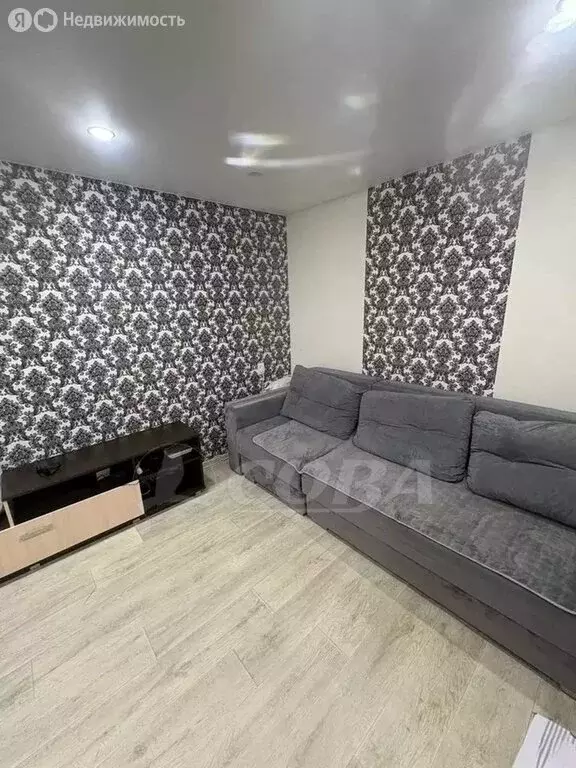2-комнатная квартира: Тюмень, улица Пермякова, 12 (44.7 м) - Фото 2