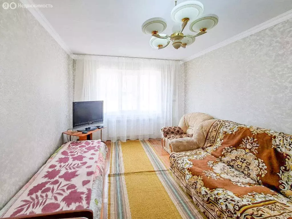 3-комнатная квартира: Тырныауз, улица Мусукаева, 6 (71 м) - Фото 1