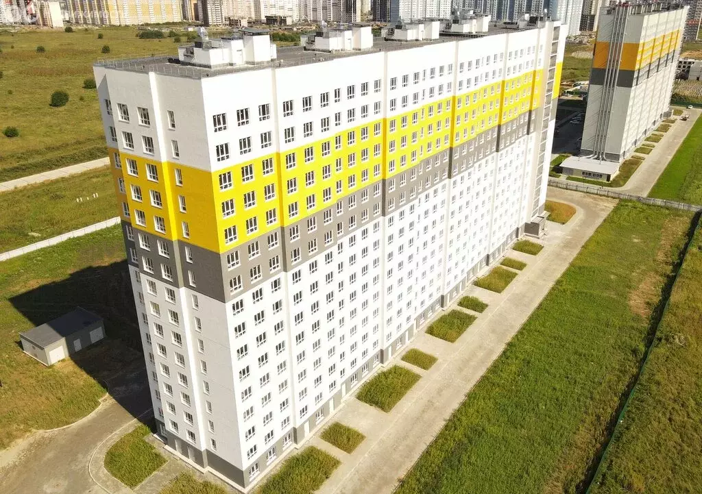 1-комнатная квартира: Тверь, улица Левитана, 93А (37 м) - Фото 1