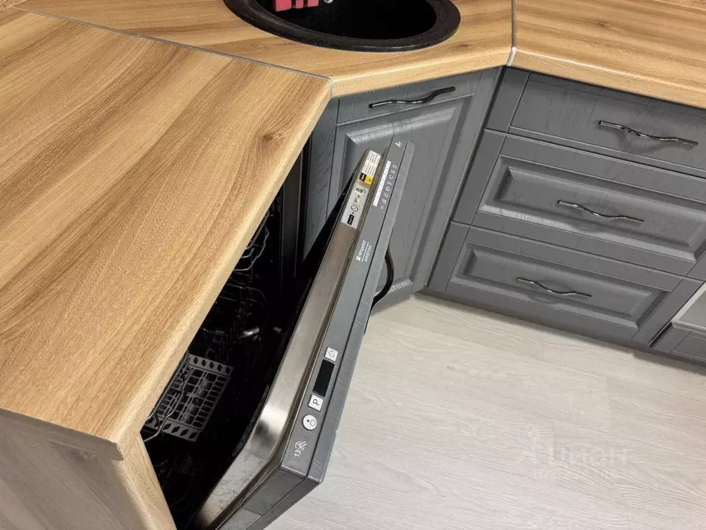 2-к кв. Псковская область, Псков Звездная ул., 15 (53.4 м) - Фото 2