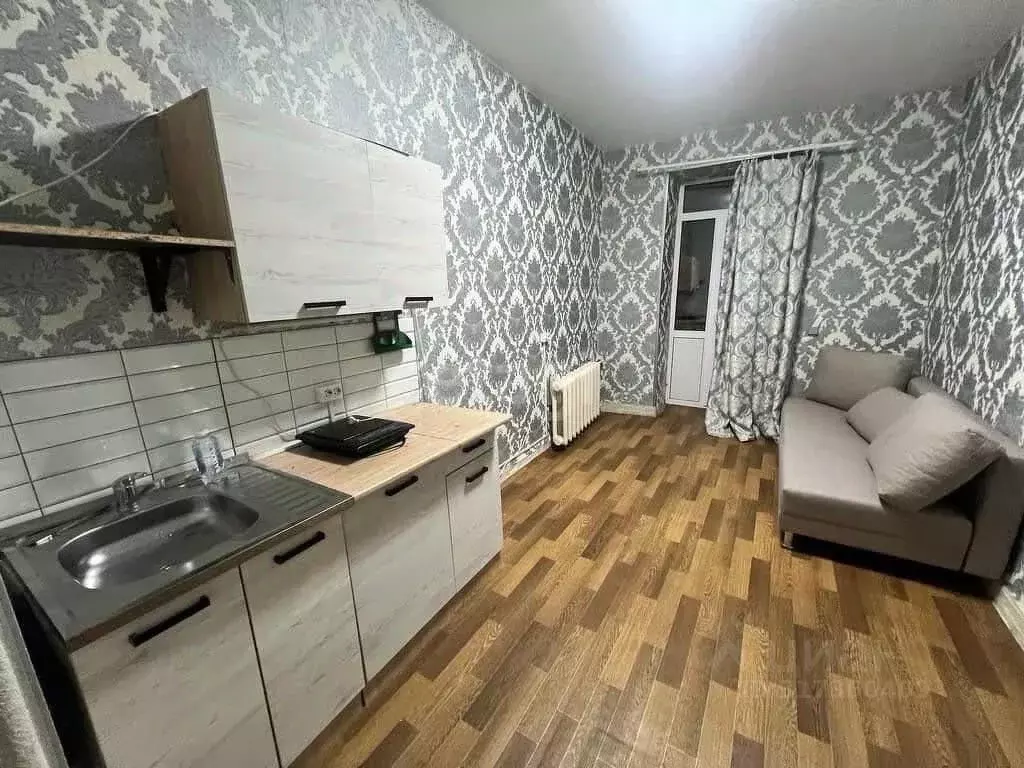 Комната Свердловская область, Екатеринбург ул. Лодыгина, 15 (11.4 м) - Фото 0
