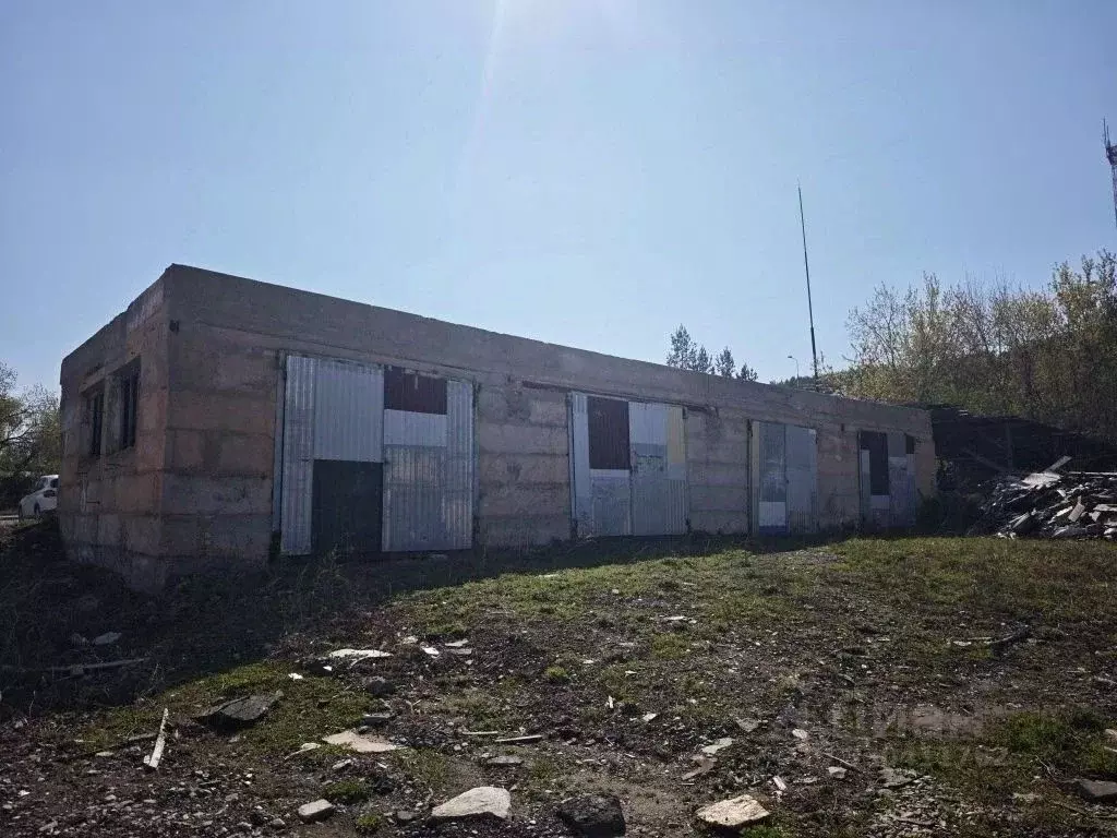 Помещение свободного назначения в Свердловская область, Сысерть ул. ... - Фото 1