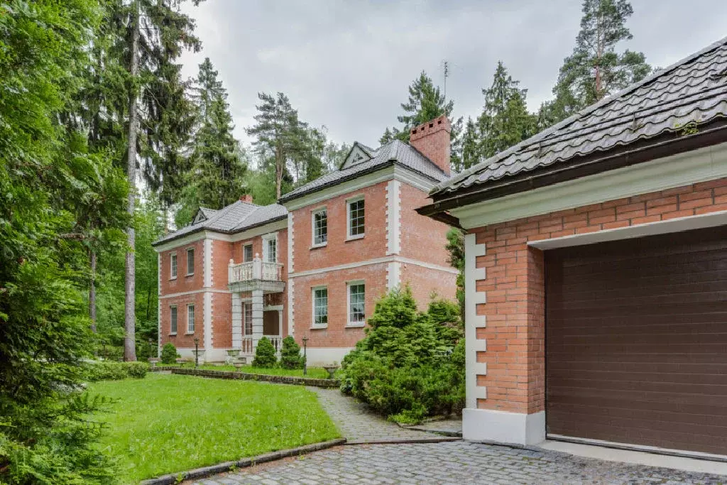 Продается дом в пос. Поведники - Фото 0