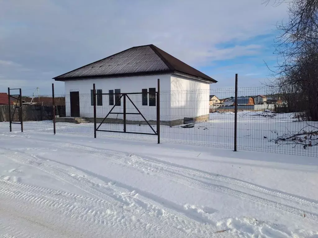 Дом в Свердловская область, Каменский городской округ, д. Брод ул. ... - Фото 0