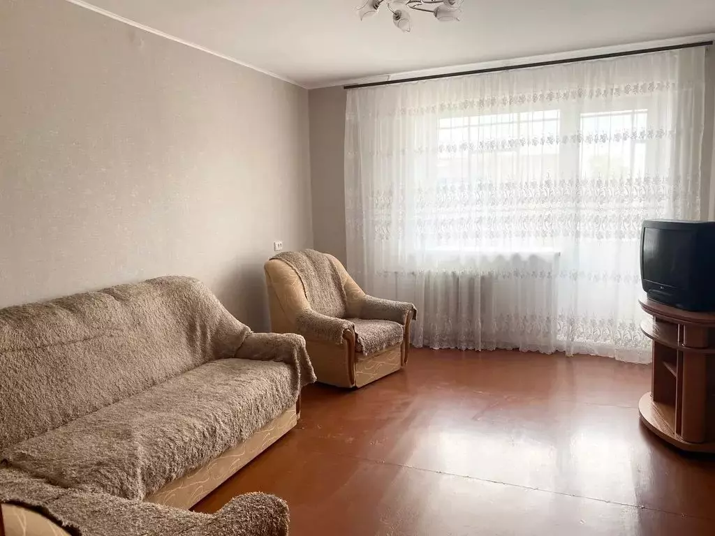 3-к кв. Пермский край, Оса ул. Генерала Богомягкова, 12 (59.0 м) - Фото 1
