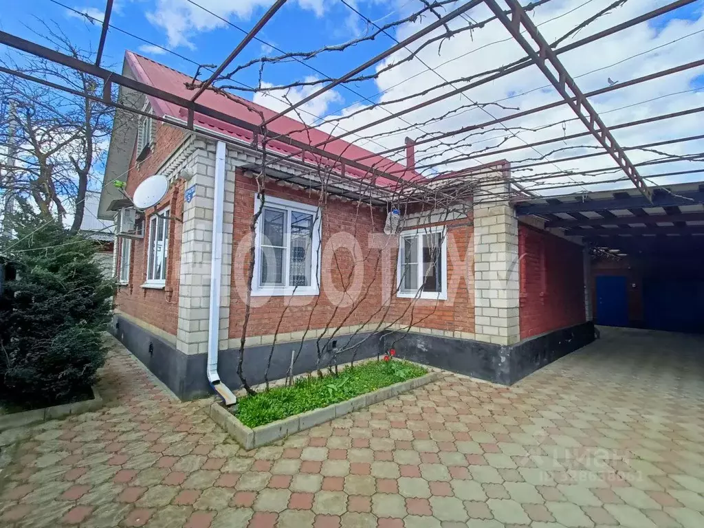 Дом в Краснодарский край, Апшеронск ул. Роз, 3 (106 м) - Фото 1