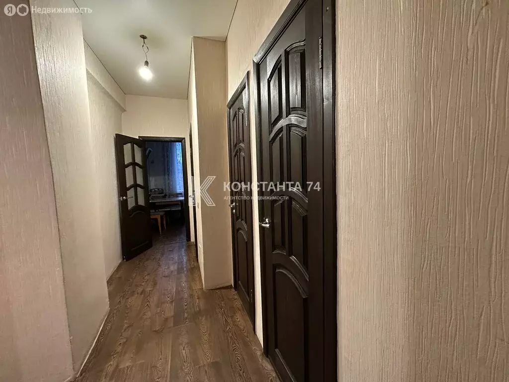 3-комнатная квартира: Чебаркуль, улица Ленина, 20 (76 м) - Фото 2