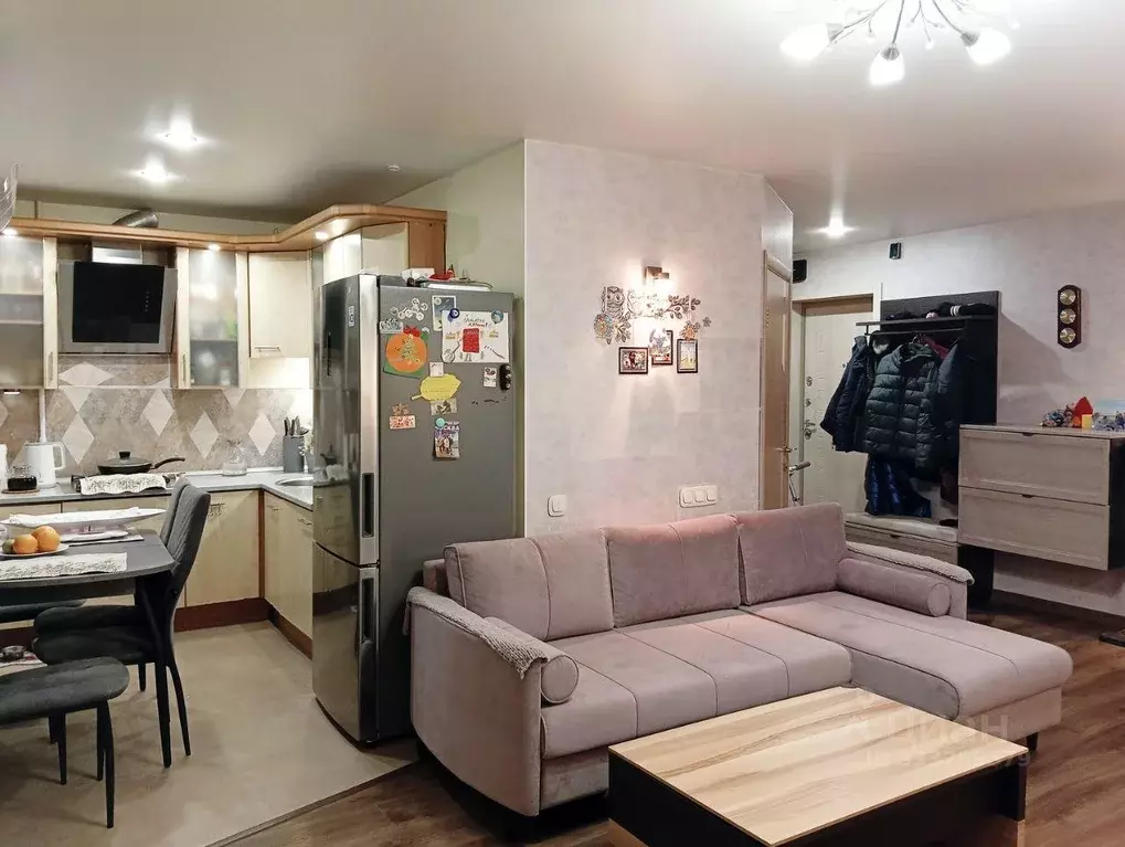 Квартира, 3 комнаты, 53 м - Фото 1