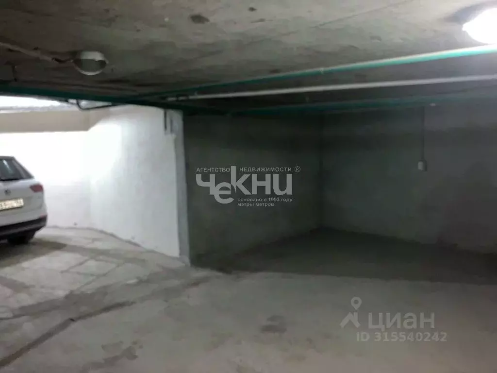 Гараж в Нижегородская область, Нижний Новгород ул. Белинского, 58/60 ... - Фото 1