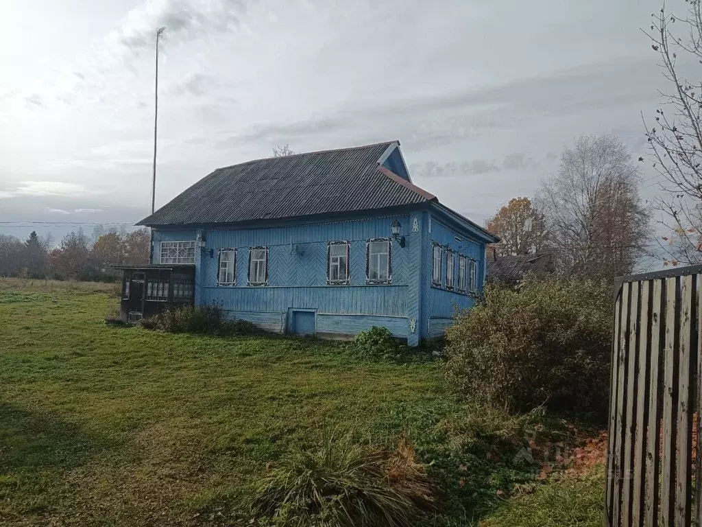 Дом в Новгородская область, Валдайский район, Костковское с/пос, д. ... - Фото 1