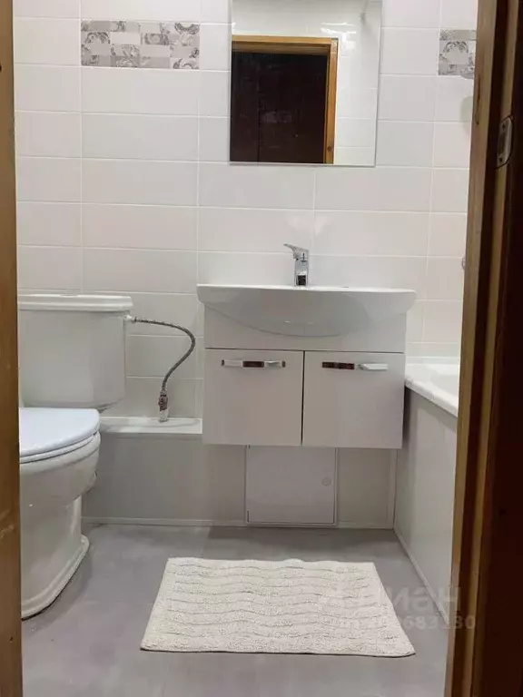 2-к кв. Астраханская область, Астрахань ул. Ленина, 8 (50.0 м) - Фото 2