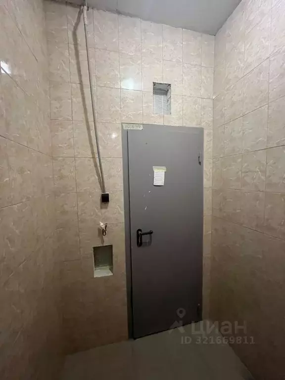 Гараж в Московская область, Красногорск городской округ, Сабурово пгт ... - Фото 1