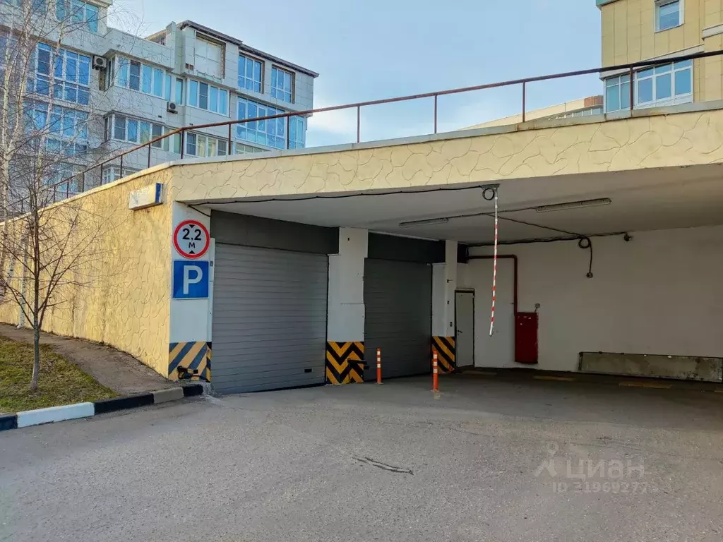 Гараж в Московская область, Красногорск городской округ, д. Глухово ... - Фото 2