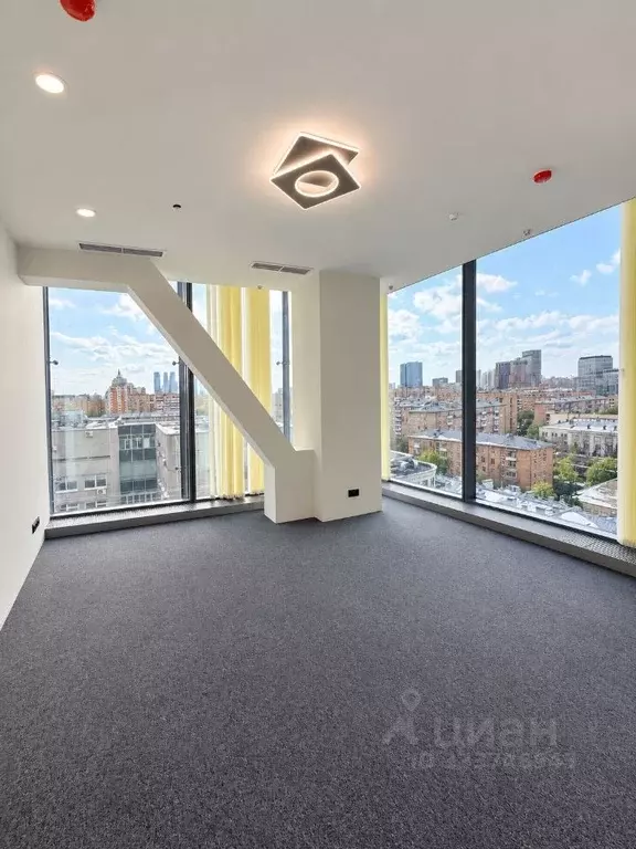 Офис в Москва 2-я Брестская ул., 6 (100 м) - Фото 1