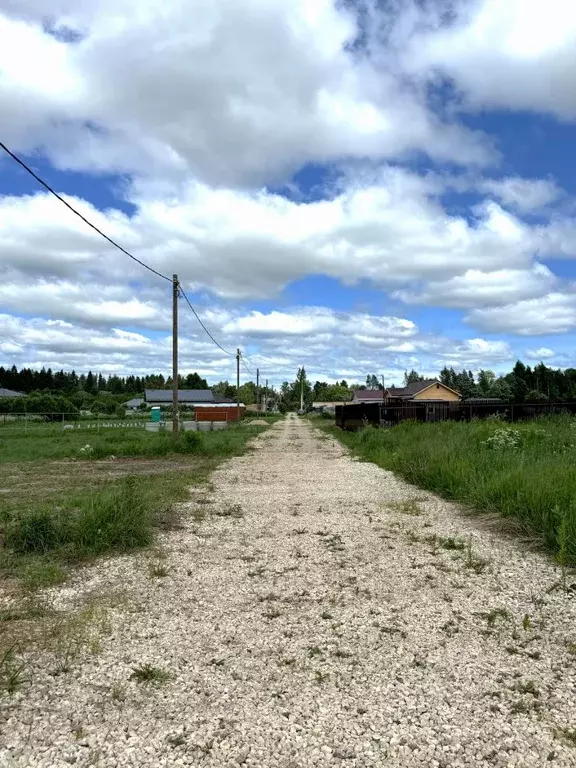 Участок в Ленинградская область, Гатчинский муниципальный округ, с. ... - Фото 2