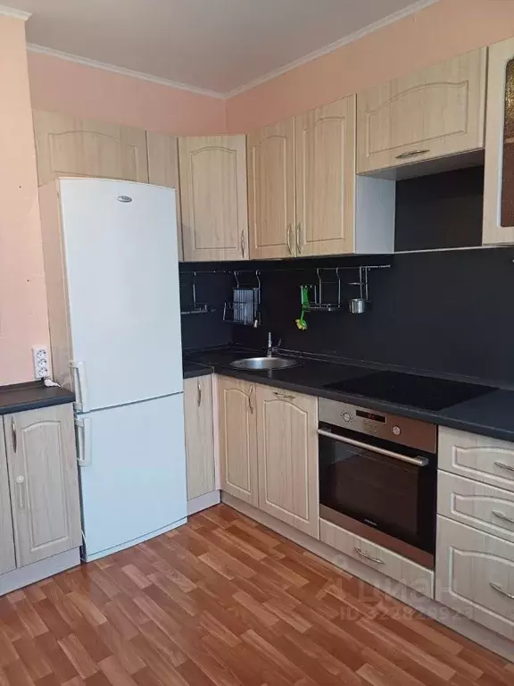 1-к кв. Курская область, Курск просп. Вячеслава Клыкова, 45 (40.0 м) - Фото 1