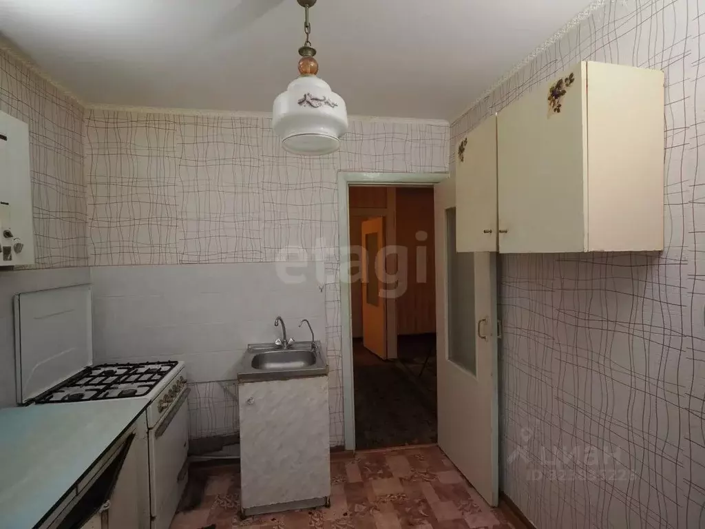 2-к кв. Псковская область, Остров ул. Ленина, 5 (44.8 м) - Фото 1