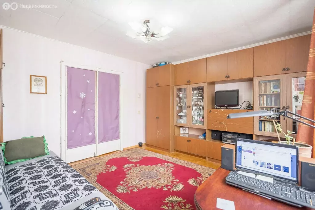 3-комнатная квартира: Екатеринбург, улица Викулова, 37к1 (57.2 м) - Фото 2