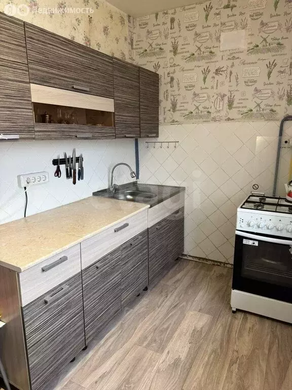 3-комнатная квартира: село Иковка, улица Машиностроителей, 9 (59.4 м) - Фото 1