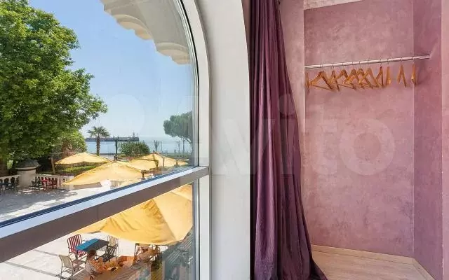 1-к. апартаменты, 64 м, 2/9 эт. - Фото 0