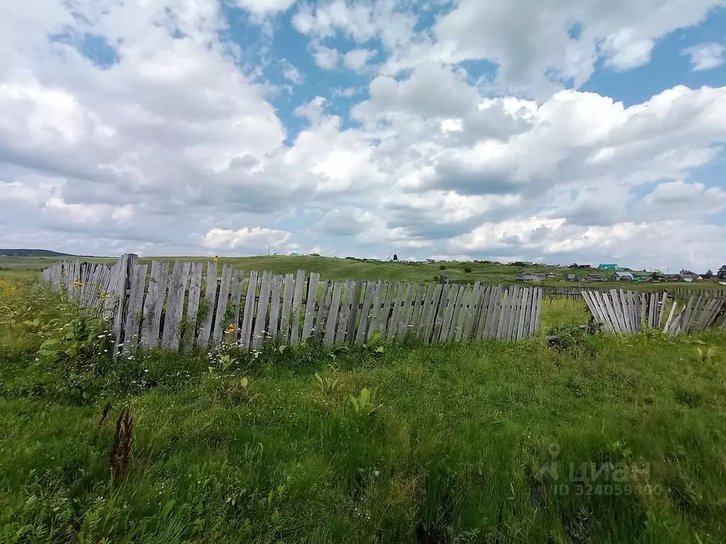 Участок в Башкортостан, Ишимбайский район, Ишеевский сельсовет, с. ... - Фото 1